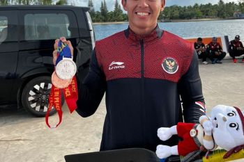 Tiga atlet raih emas SEA Games Kamboja