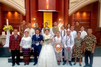95 pasangan manfaatkan layanan nikah massal di Kota Kupang
