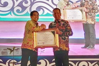 Pesisir Selatan terima penghargaan dari Kementerian Desa, Pembangunan Daerah Tertinggal dan Transmigrasi