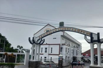 Kejati Lampung lakukan pelimpahan tersangka korupsi uang retribusi DLH