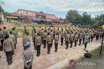 Polres Baubau menugaskan 168 aparat sebagai polisi RW