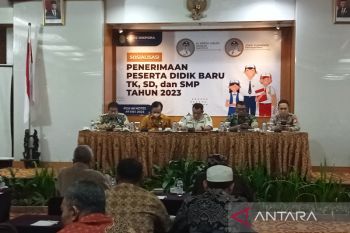 Bantul memberi kesempatan siswa prestasi pilih sekolah sesuai keinginan