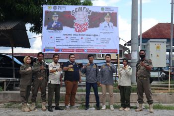 Bea Cukai Malili dan Satpol PP Lutim operasi "Gempur Rokok Ilegal"