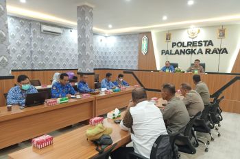 Polresta-Tim Saber Pungli bersinergi basmi pungli di Palangka Raya