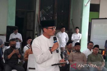 Sandiaga minta santri jadi penggerak ekonomi kreatif