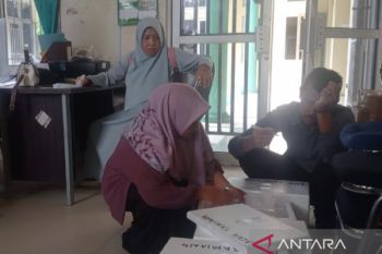 Distanbunak Aceh Tamiang ambil sampel darah 445 ekor sapi cegah penyakit brucellosis