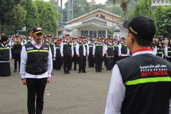 Kemenag memberangkatkan 489 petugas haji gelombang pertama ke Arab Saudi