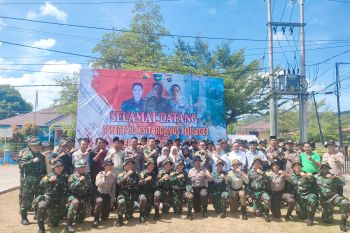 Bupati Pessel sambut kedatangan Taruna Yon Tarlat-1/Macan