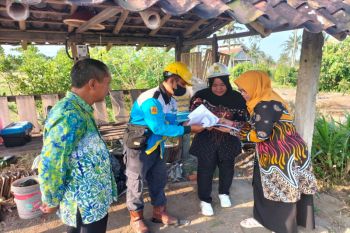 Kulon Progo pasang instalasi listrik di lahan pertanian pantai