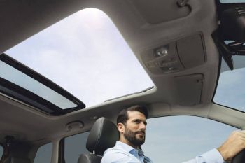 Ini dia tips merawat Sunroof agar awet dan nyaman ketika digunakan
