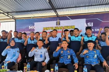 Kemenkumham Sulsel gelar penyuluhan hukum di Lapas Parepare dan Rutan Pinrang