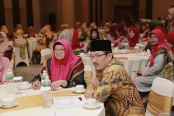 Tradisi manjujai dan peran perempuan Minangkabau menjaga generasi penerus