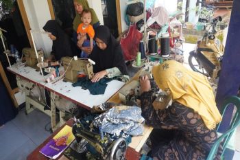 PLTU Batang lakukan pendampingan kerja KSP Berkah Jaya