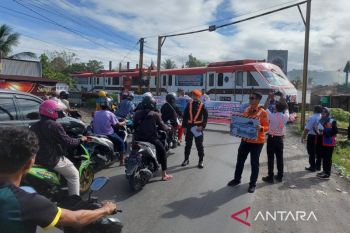 PT KAI ingatkan hati-hati di perlintasan jelang perubahan jadwal KA