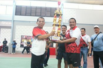 Kakanwil Kemenkumham Jateng antar timnya juara tenis