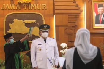 Mantan Wali Kota Surabaya Whisnu Sakti Buana tutup usia