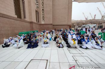 2.929 calon haji Embarkasi Batam sudah ke Madinah