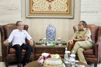 Wali Kota Makassar mendukung Program RRI "Gerakan Cerdas Memilih"