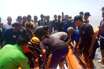 Tim SAR gabungan temukan dua nelayan tewas tenggelam
