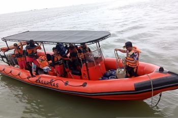 ABK kapal tunda jatuh dan tenggelam di Sungai Baung  Sumsel