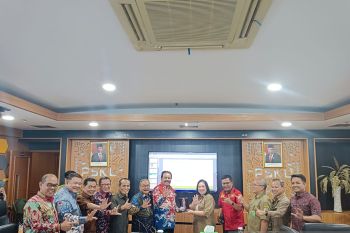 DPRD Sumbar konsultasikan Ranperda Perhutanan Sosial ke KLHK
