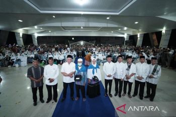 Bupati OKU Timur melepas keberangkatan 169 calon haji