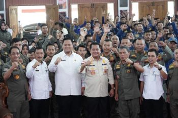 Bupati Askolani nyaman dikawal Satpol PP