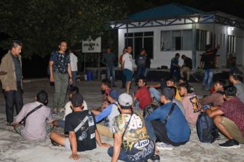 TNI AL gagalkan pengiriman 17 calon PMI ilegal di Perairan Batam