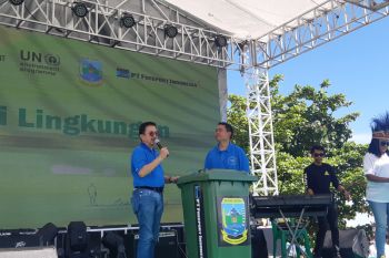 PT Freeport beri bantuan 500 tempat sampah untuk Pemprov Papua Tengah