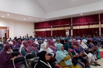 Wagub Sulteng ingatkan JCH jaga kekompakan di Tanah Suci