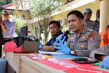 Dua buruh di Lombok Barat miliki 48,03 gram sabu