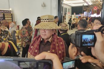 Gubernur Lampung ajak masyarakat gencar promosikan UMKM