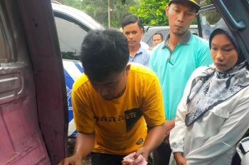 Polres Agam tangkap pengedar 21 paket sabu saat menunggu pembeli