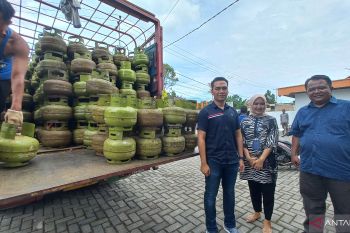 Operasi pasar digelar di Magek Agam atasi elpiji 3kg langka