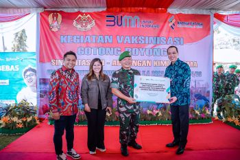Percepatan vaksinasi COVID-19, Kimia Farma Laboratorium & Klinik kerja sama dengan TNI AD