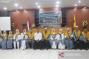Bupati Kupang minta  jamaah calon haji taati aturan di Mekah