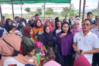 Menteri PPPA serap aspirasi warga huntap Pombewe-Sigi