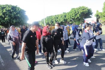 Ratusan peserta ikuti jalan sehat peringati Hari Lahir Pancasila