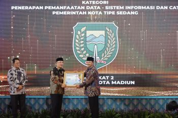 Terbukti manajemen birokrasi baik, Kota Madiun menangkan BKN Award tiga kategori