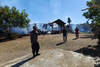 Polisi akan menindak tegas pelaku pembakaran rumah warga Nabire