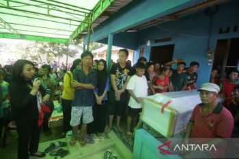 Jenazah korban penusukan oknum anggota TNI diserahkan kepada pihak keluarga