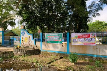 Bupati Keerom minta kepala sekolah gencar sosialisasi bahaya penggunaan narkoba