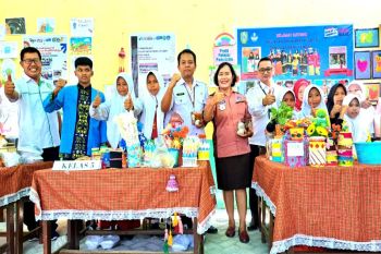 Bergotong royong menggerakkan potensi sekolah dan guru di Kotim