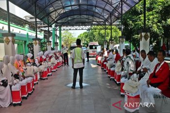 PPIH Embarkasi Solo imbau calhaj antisipasi cuaca panas  di Tanah Suci