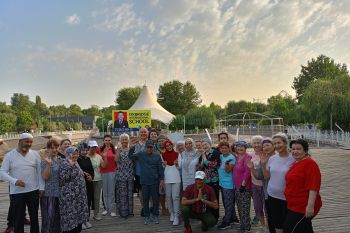 Wakil Presiden berolahraga pagi di Eco Park Tashkent