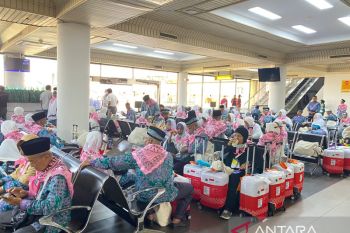 9.281 calon haji Embarkasi Batam sudah diberangkatkan ke Mekkah