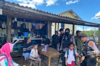 Ketangguhan Srikandi Polwan Mengawal NKRI di Tapal Batas