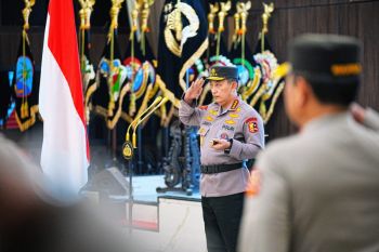Delapan perwira tinggi Polri naik pangkat