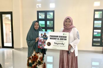 Beyondly bersama Dompet Dhuafa salurkan mushaf Alquran