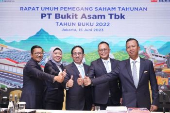 PTBA bagikan dividen Rp12,6 triliun, 100 persen dari laba bersih